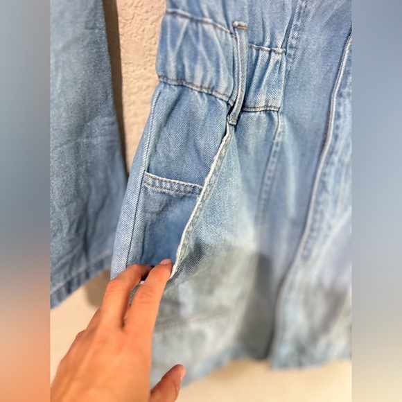 Universal Thread Light Wash 6 Woman's long sleeve dress - Picture 9 of 15